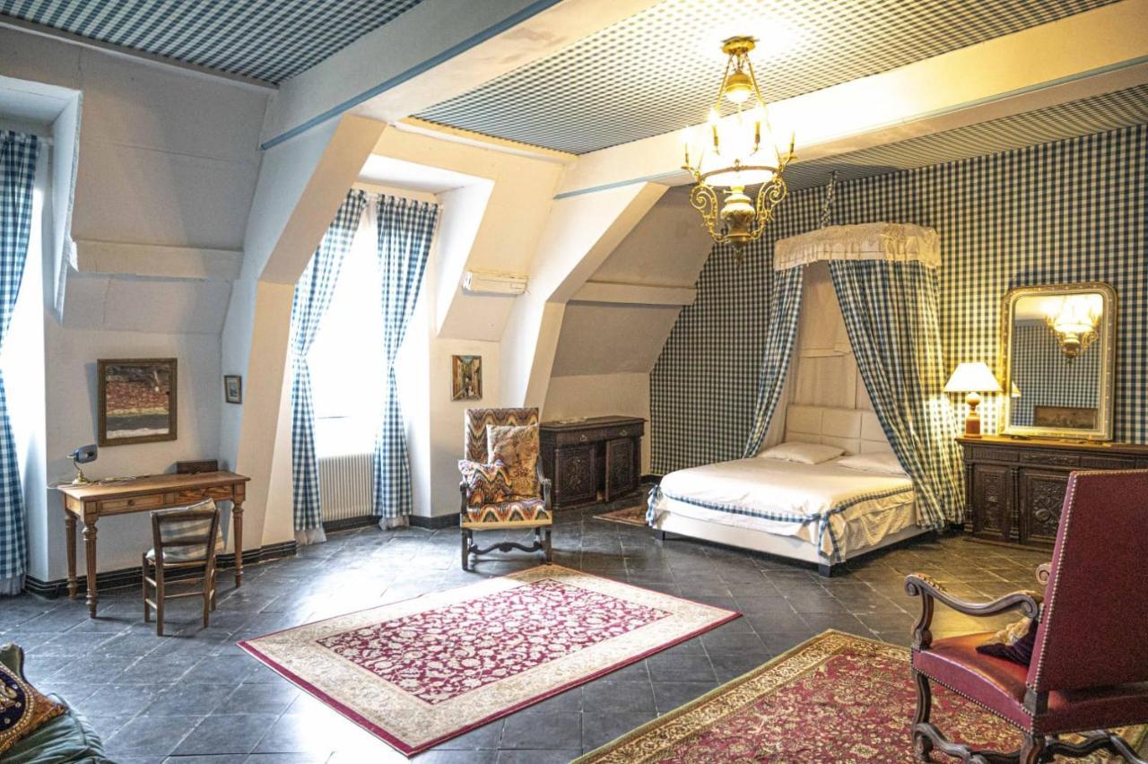 Chateau Du Boschet Chambre De L'Infatigable Gentilhomme Bourg-des-Comptes Exterior photo